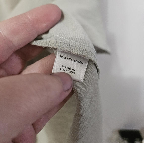 Zenana Light Green V Neck Tank Top! - Picture 3 of 5